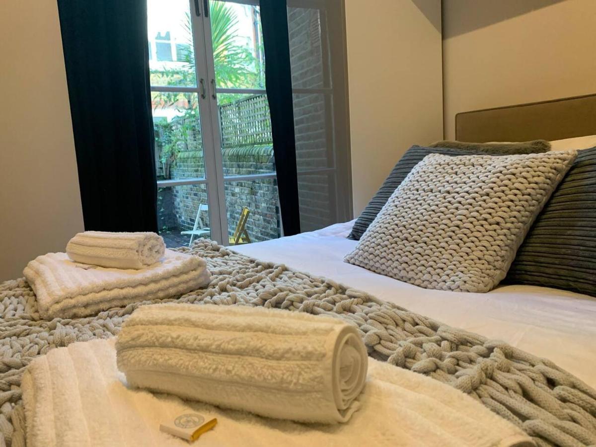Luxury Fulham Flat With 5* Touches Nr River Thames Londen Buitenkant foto