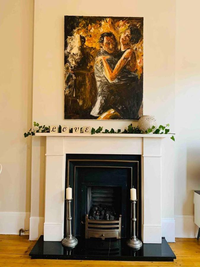 Luxury Fulham Flat With 5* Touches Nr River Thames Londen Buitenkant foto