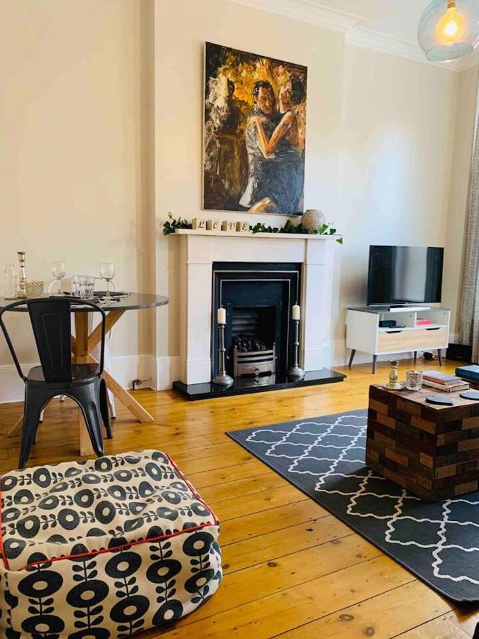 Luxury Fulham Flat With 5* Touches Nr River Thames Londen Buitenkant foto